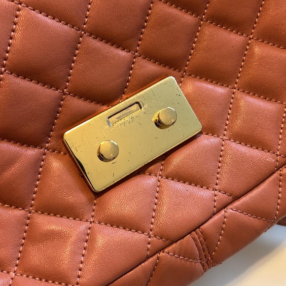 Michael Kors Sloan Quilted Mauve Bag - Picture 7 of 15